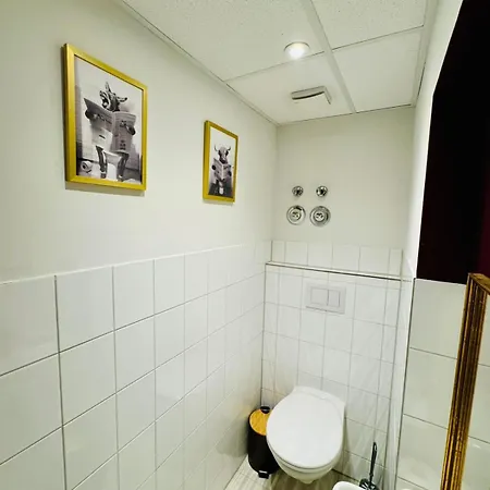 Moderne In Kiel-holtenau, Strandnaehe, 2 Zimmer, Voll Ausgestattet, Gute Anbindung Apartment